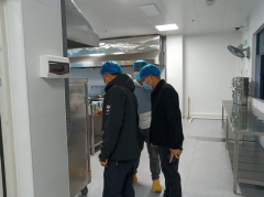 工对辖区6个沉点食物运营单元一一上门